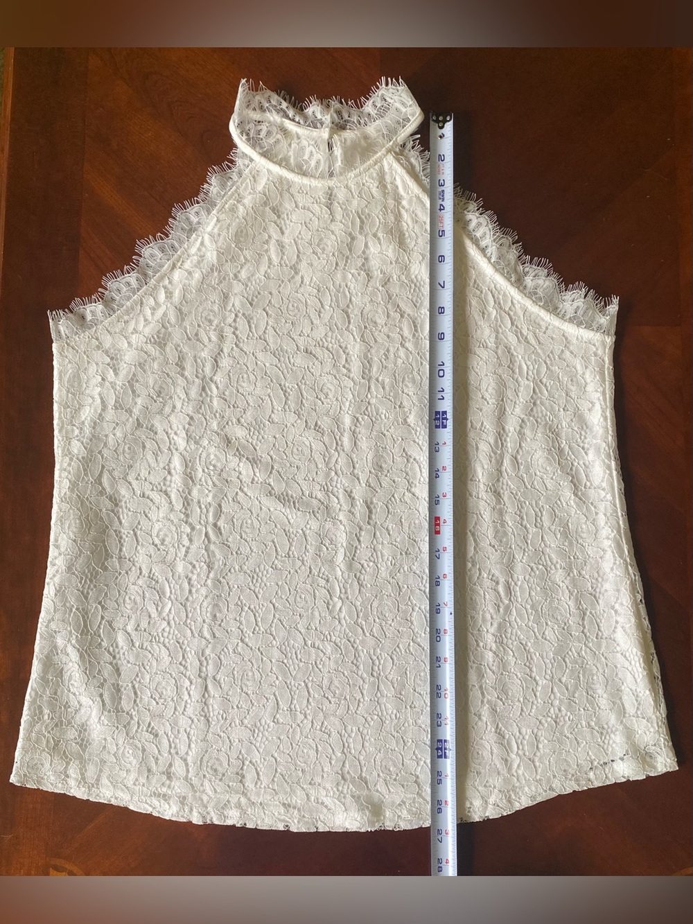White NWOT Blouse Sleeveless Lacey - Picture 4 of 9
